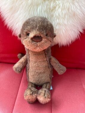 Jellycat Brooke Otter, BNWT